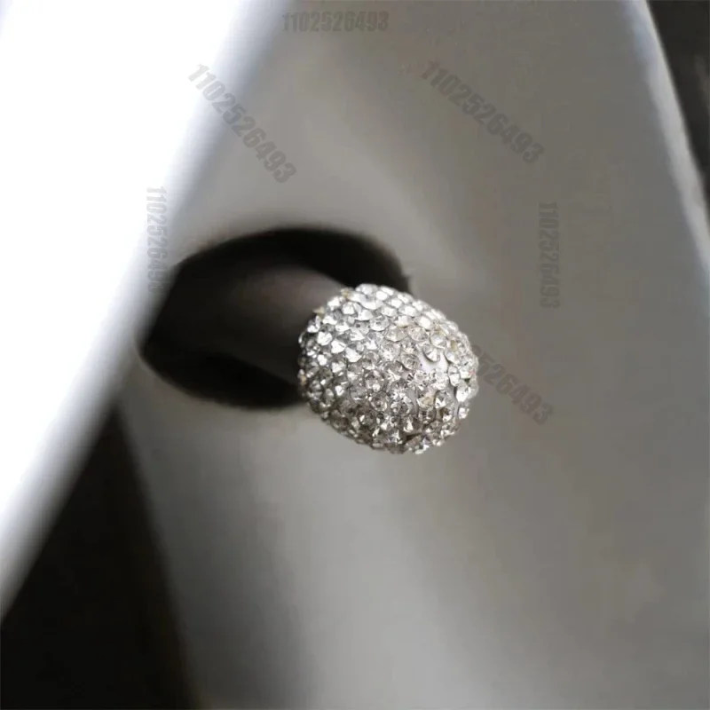 2/4 قطعة الماس سيارة الإطارات  - مراجعة Motorcycle Valve Cover وسعره